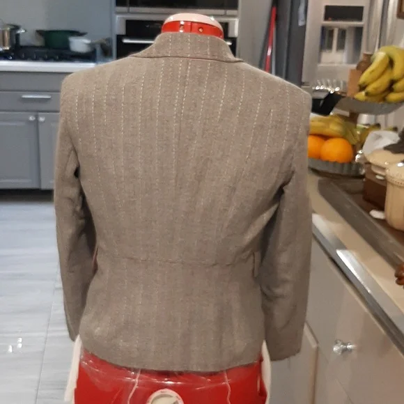 Wool blazer - Picture 4 of 9